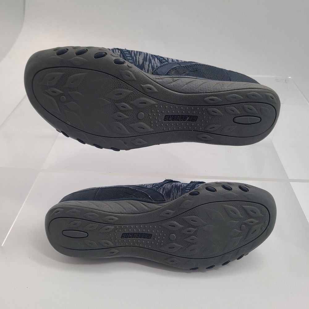 Skechers Women's Navy Slip On Memory Foam Athletic Flats US 8.5 SN: 23033 - Picture 4 of 9
